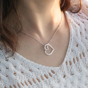 Silvery necklace, heart-shaped pendant with first letter necklace, 925 silver plated zircon pendant necklace, women's jewelry gift, Valentine's Day gift for women's wives and girls